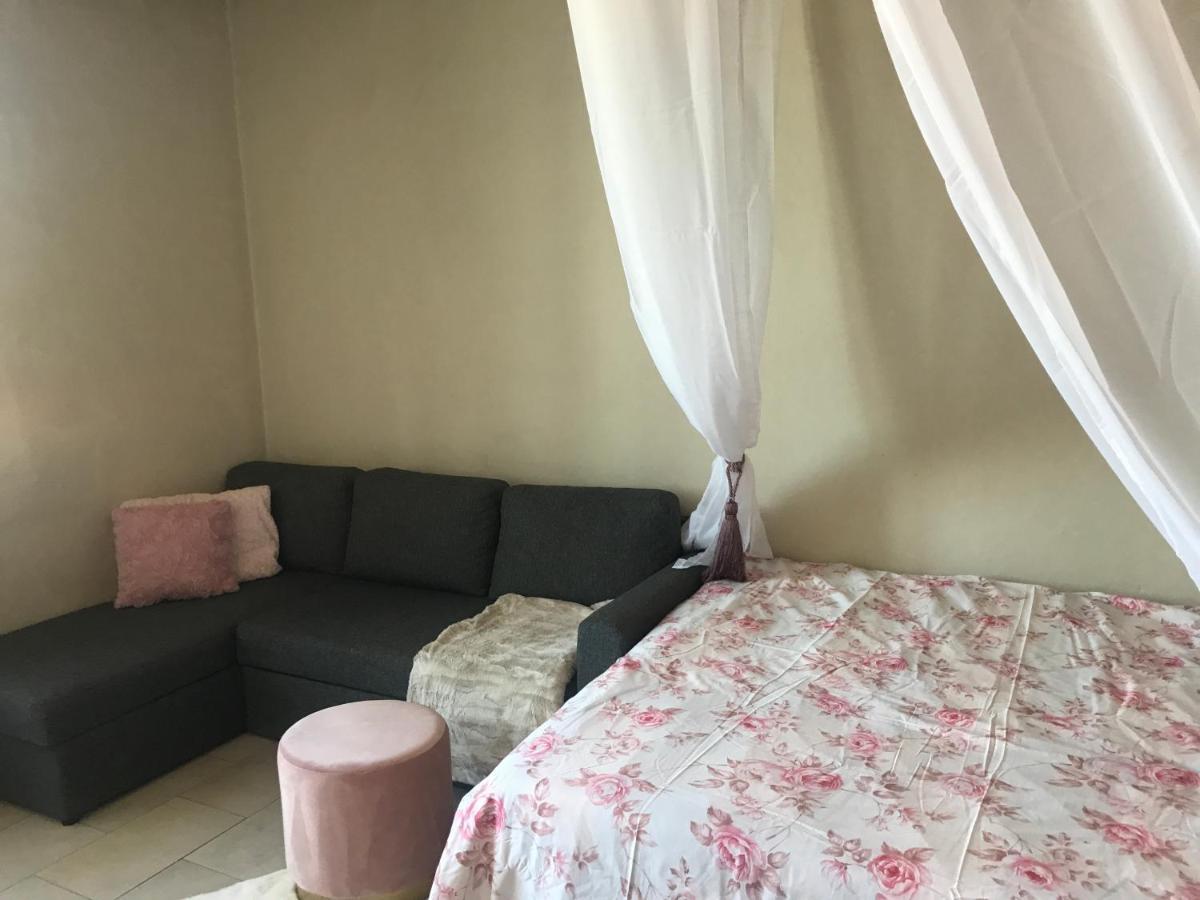 Cozy Oldtown Studio With Magnific City View 塔林 外观 照片